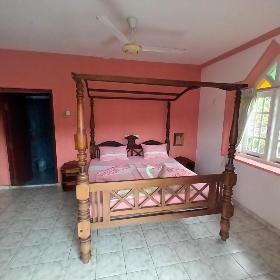 Blue Eyes Inn Unawatuna Luaran gambar